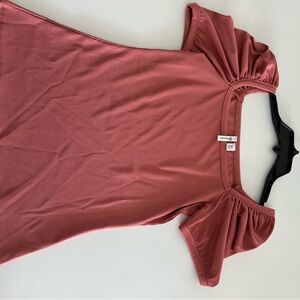 VERSONA XS ribbed knit square neck puff sleeve, deep coral.